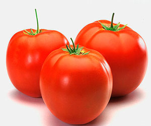 nauchnyj-eksperiment-pochemu-luchshe-ne-xranit-pomidory-v-xolodilnike